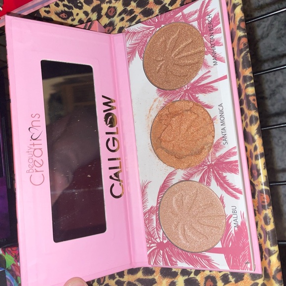 Beauty creations cali glo highlight pallet - Picture 2 of 4
